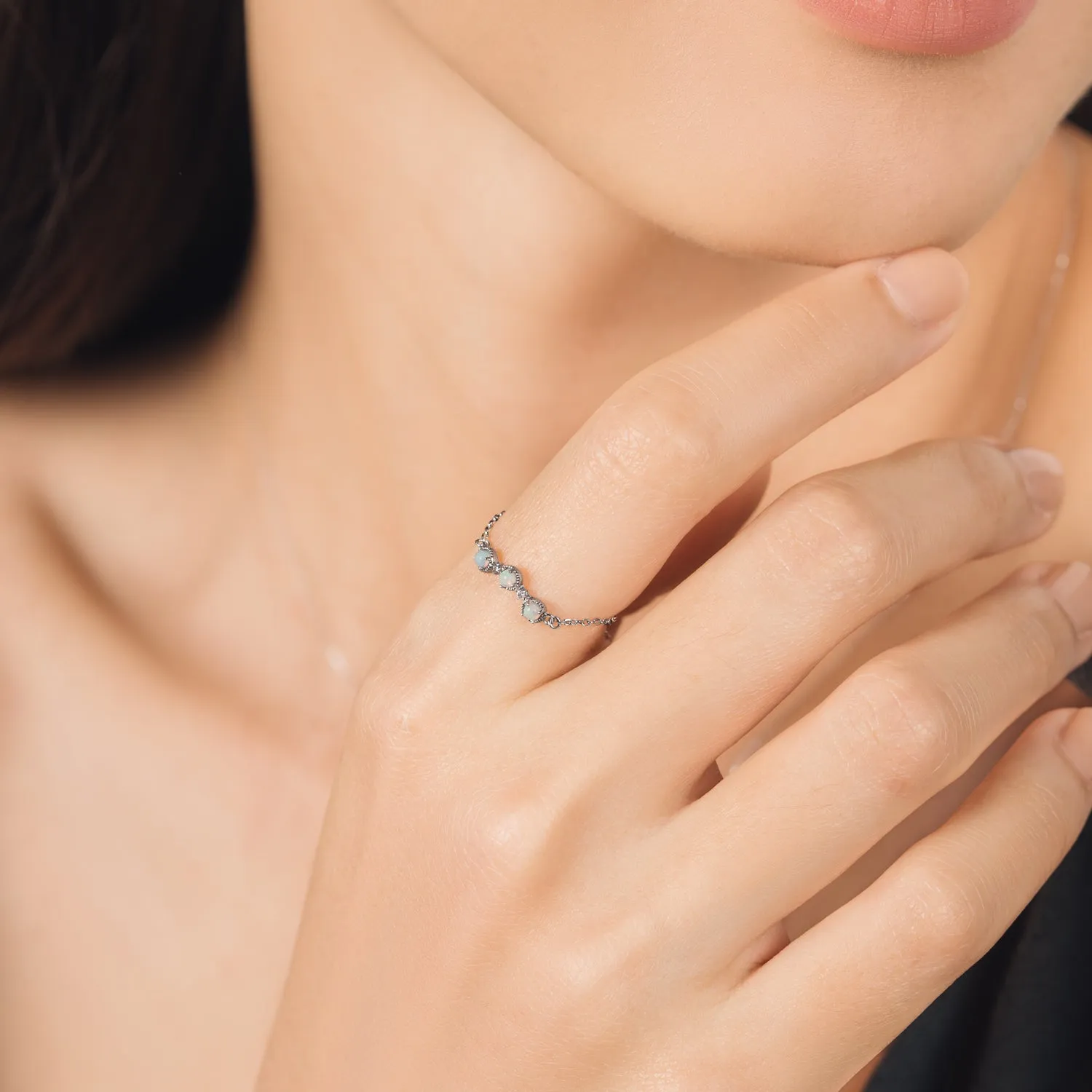 10k White Gold Casey Ring