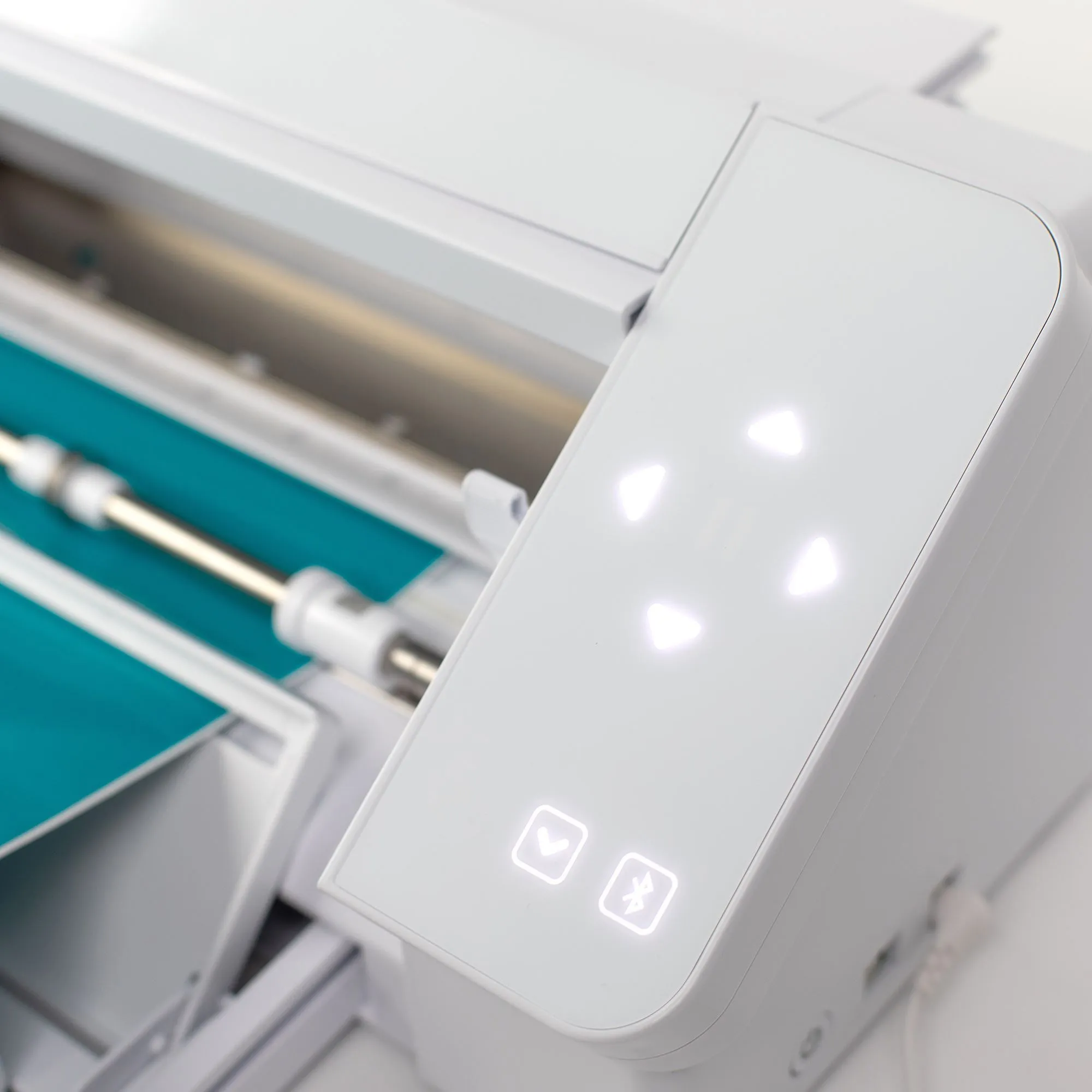 Silhouette White Cameo 4 w/ 15" x 15" Coral Slide Out Heat Press Bundle