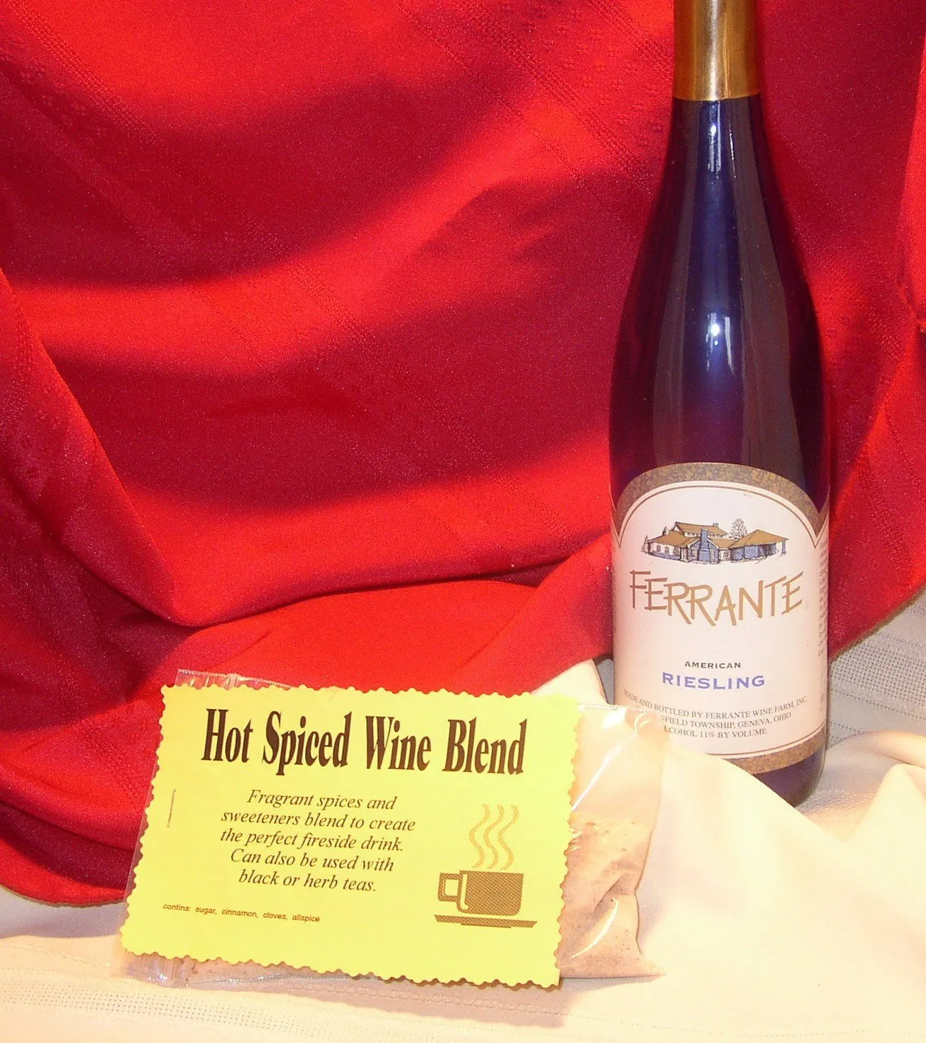Spice Wine  / Mulled Wine Blend, sweeten wine into a seasonal drink, cinnamon, allspice, cloves, sugar,